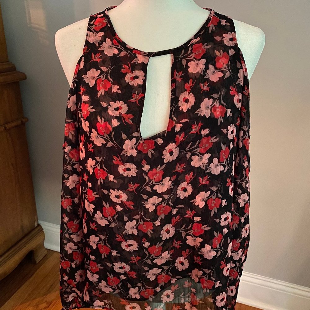 Women's Flower Design Top